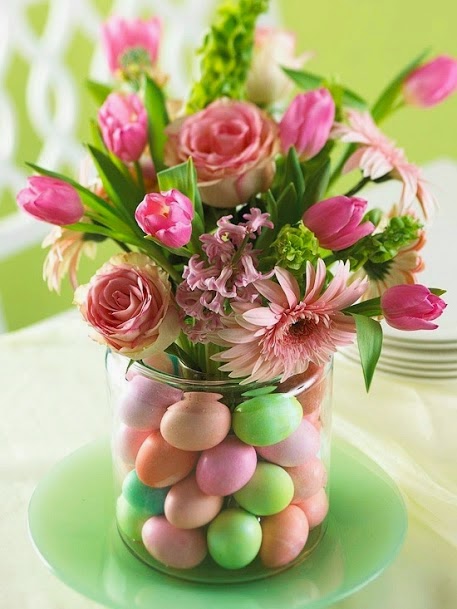 Decorate the house for Easter