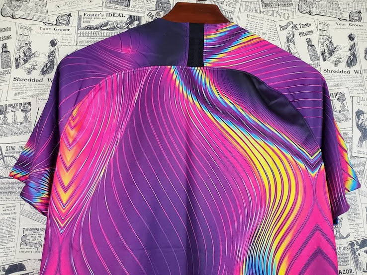 Highly Popular: Iridiscent Nike Chelsea Jersey - Fake Based On Concept ...