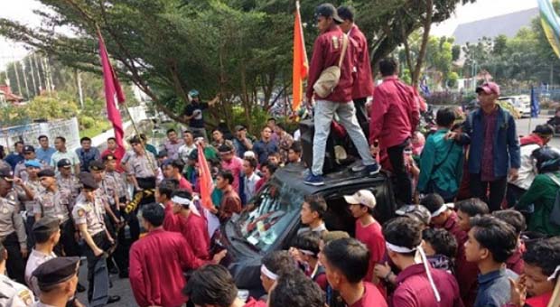 Seruan Ketum IMM: Suarakan Perlawanan, Merahkan Indonesia!