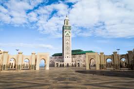 Best top 5 largest and biggest beautiful mosque in the world you should know first Best top 5 largest and biggest beautiful mosque in the world historical mosque in the world. top 10 beautiful mosque in the world. biggest mosque in the world. largest mosque in india. largest mosque in turkey. total mosque in world. largest mosque in africa. highest number of mosques in the world. best and top 5 most biggest and beautiful historical mosque in the world.total number of mosque and List of largest and biggest mosque of the world Which mosque is most historical Masjid al-Haram Al-Masjid al-Nababi The Faisal Mosque The Mosque of Istiqlal Hassan II Mosque