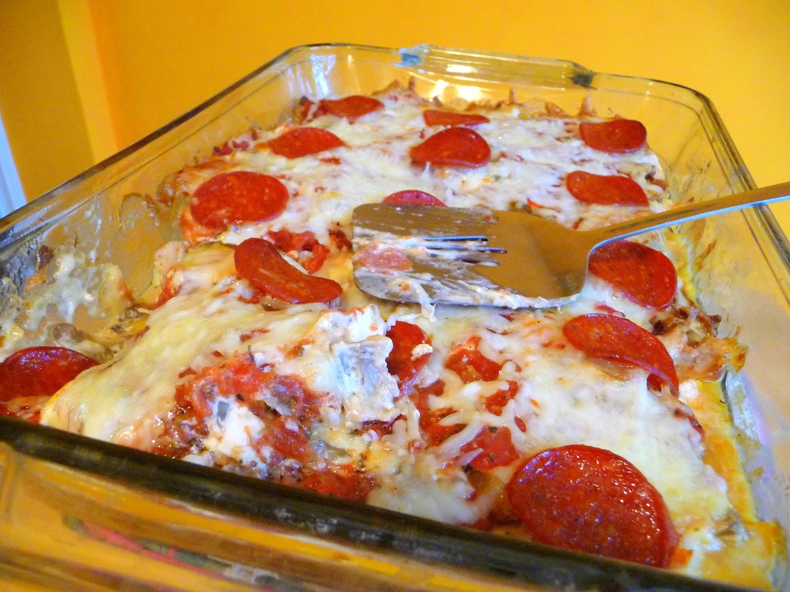 CHICKEN PIZZA CASSEROLE