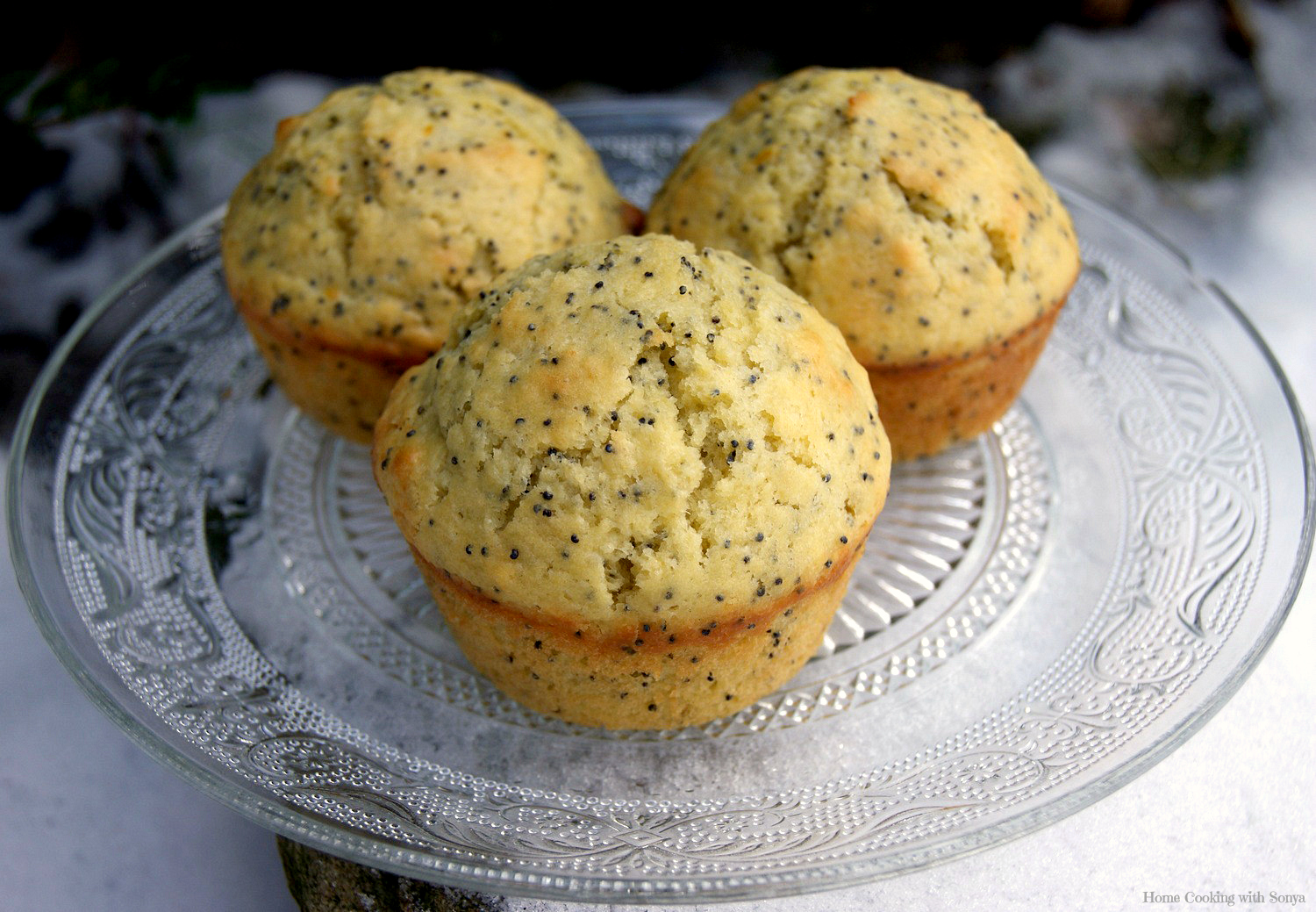 Home Cooking with Sonya: Lemon Poppy Seed Buttermilk Muffins