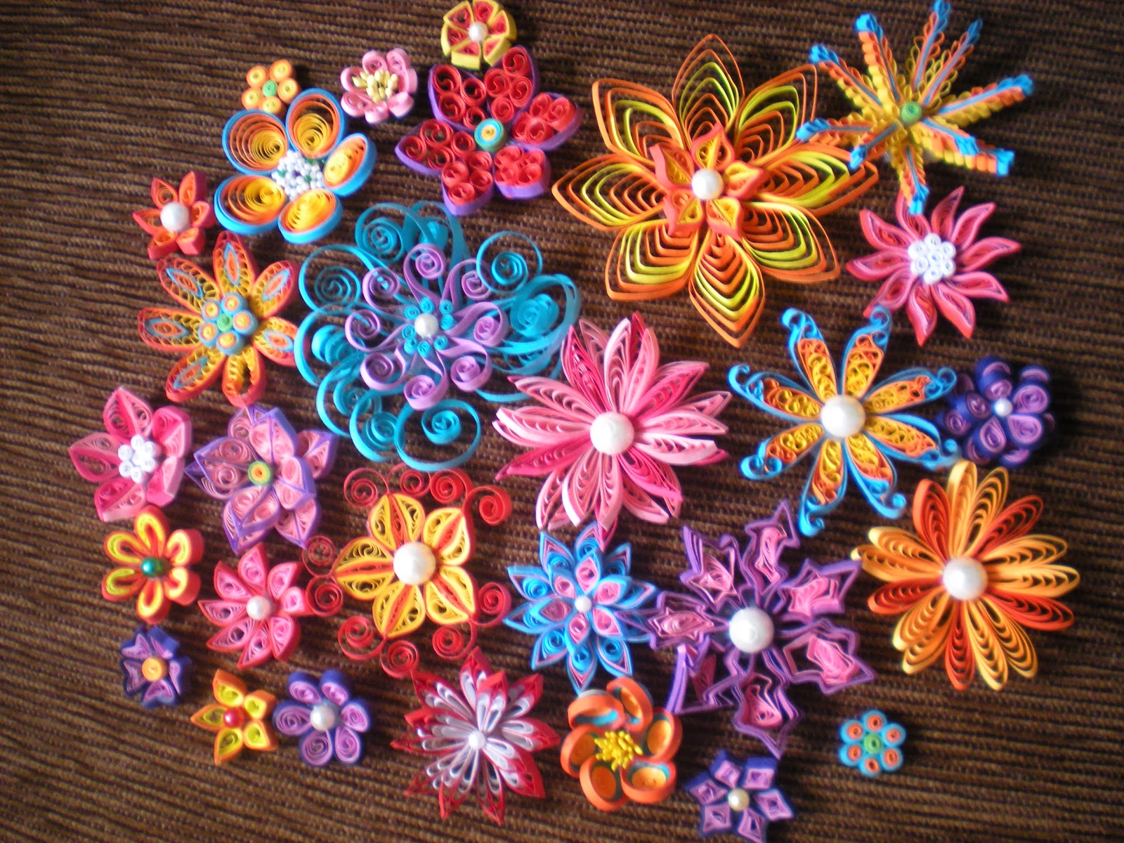 Studio Artzone , Pune Paper Quilling Cards