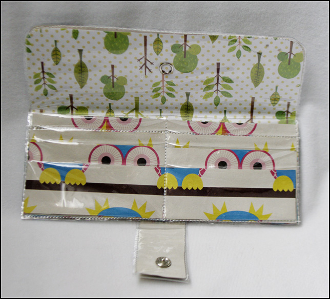 paws & rethread make a paper vinyl wallet