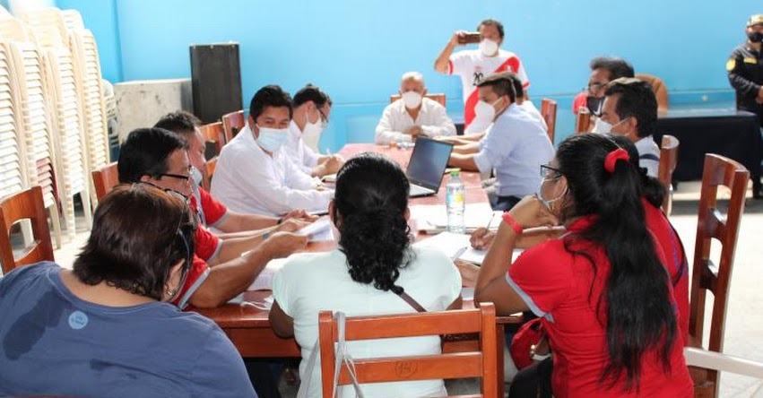 DRE Amazonas interviene para solucionar protestas en la UGEL Utcubamba - www.drea.gob.pe DRE Amazonas interviene para solucionar protestas en la UGEL Utcubamba - www.drea.gob.pe