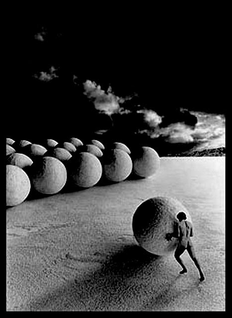 Poema LAS PIEDRAS DE EL CALLO, de Edilson Villa; Foto, EL PRISIONERO, de Misha Gordin; Libro de Ref:Carlos Morales, "Coexistencia (Antología de poesía israelí –árabe y hebrea– contemporánea” Ed. El Toro de Barro, Carlos Morales ed. Tarancón de Cuenca, 2002. edicioneseltorodebarro@yahoo.es PVP 10 euros.