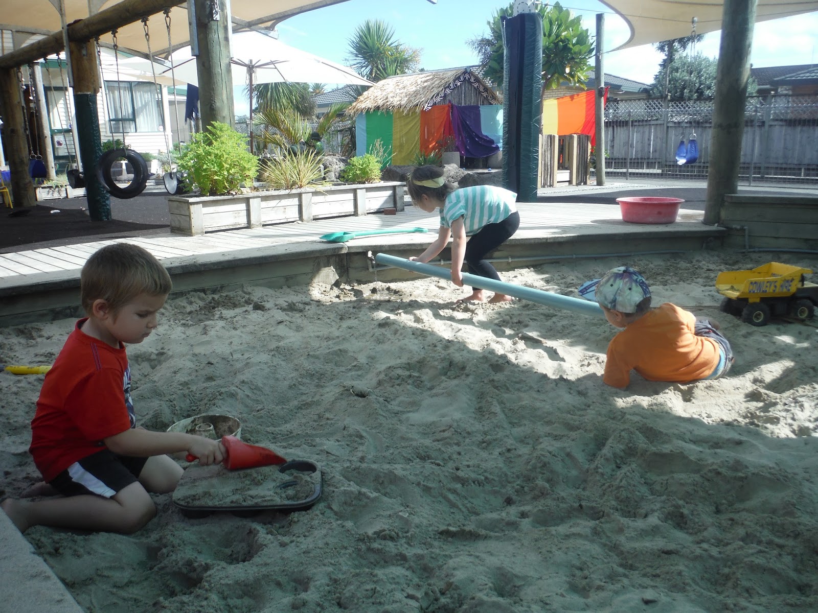 Mairtown Kindergarten For the love of the sandpit!