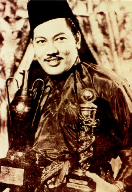 P RAMLEE: Sebuah Lagenda: Kisah Tentang Seorang Lagenda