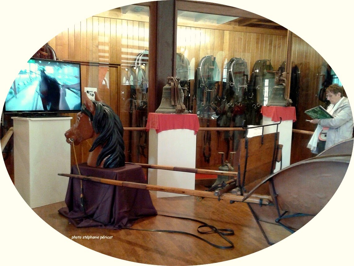 Meli-mailart: Marabout, bout de ficelle, selle de cheval