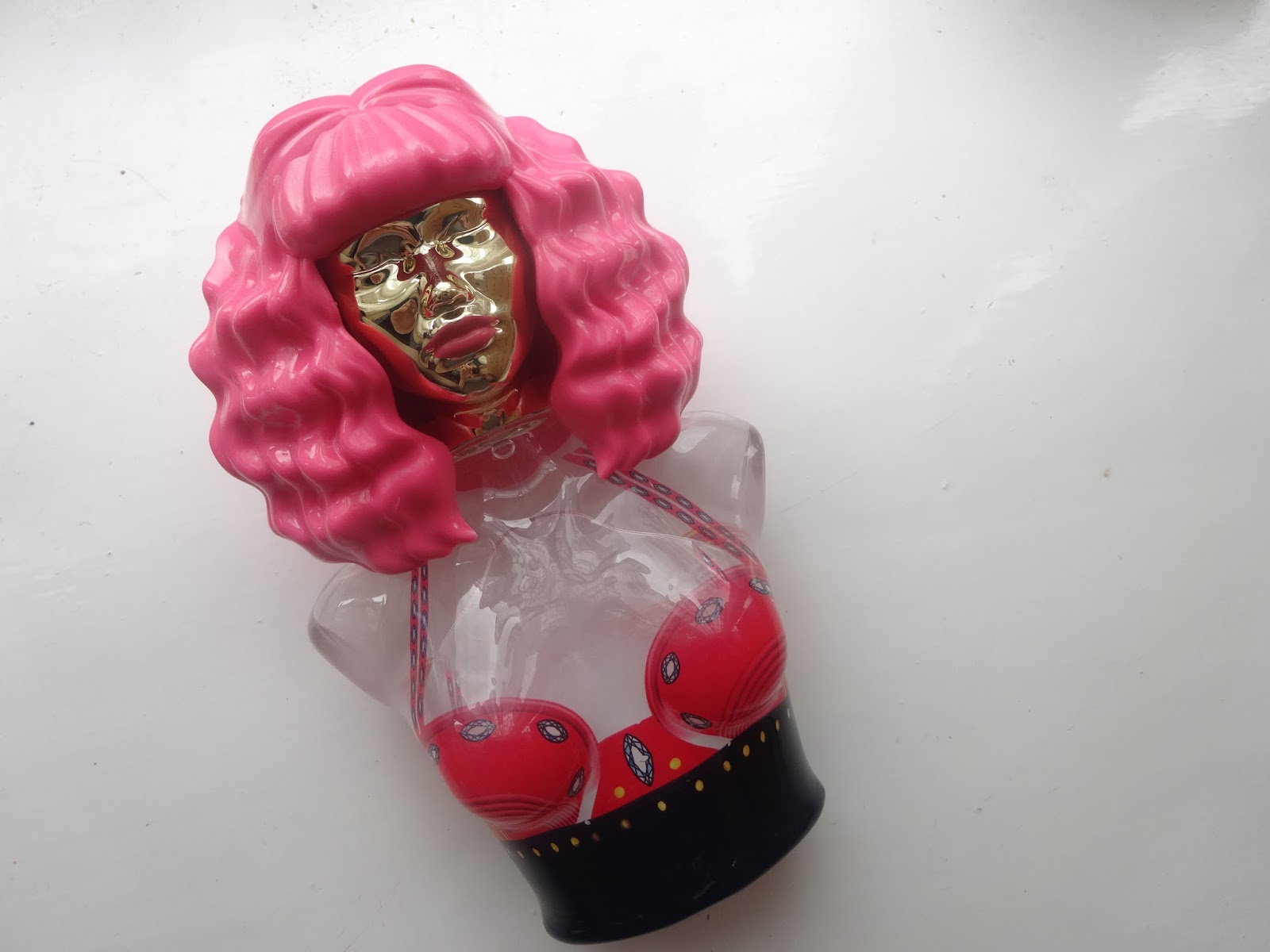 Nicki Minaj 'Minajesty' Perfume