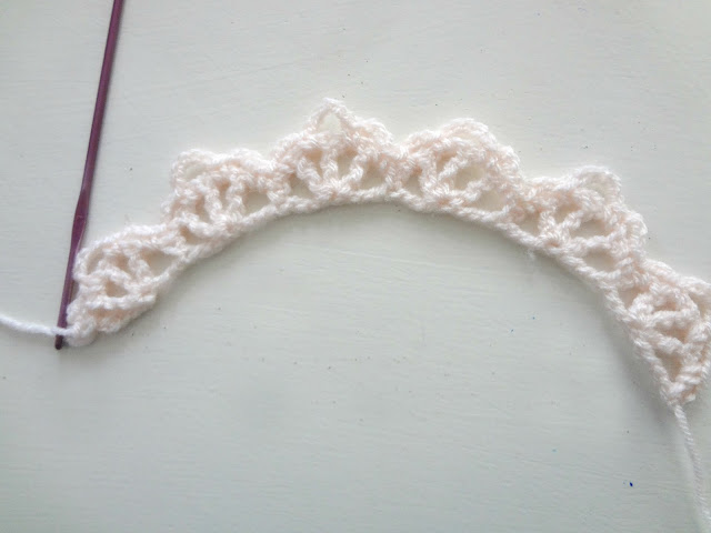 How to Read Crochet Charts - Crowns & Tiaras - free pattern