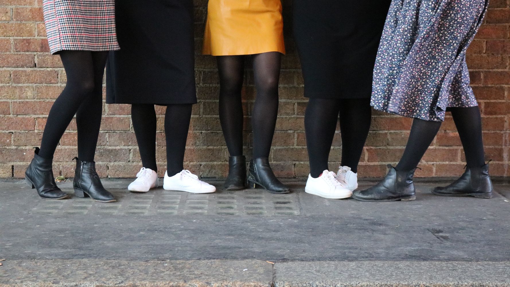 fashion tights skirt dress heels How to Combine Tights With Shoes and