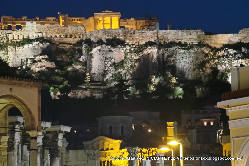 Iniciarte As murallas da Acrópole de Atenas