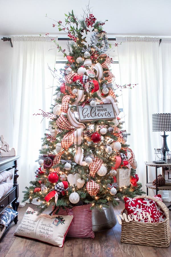 Christmas Tree Inspo, Tips and Ideas DIY Beautify Creating Beauty