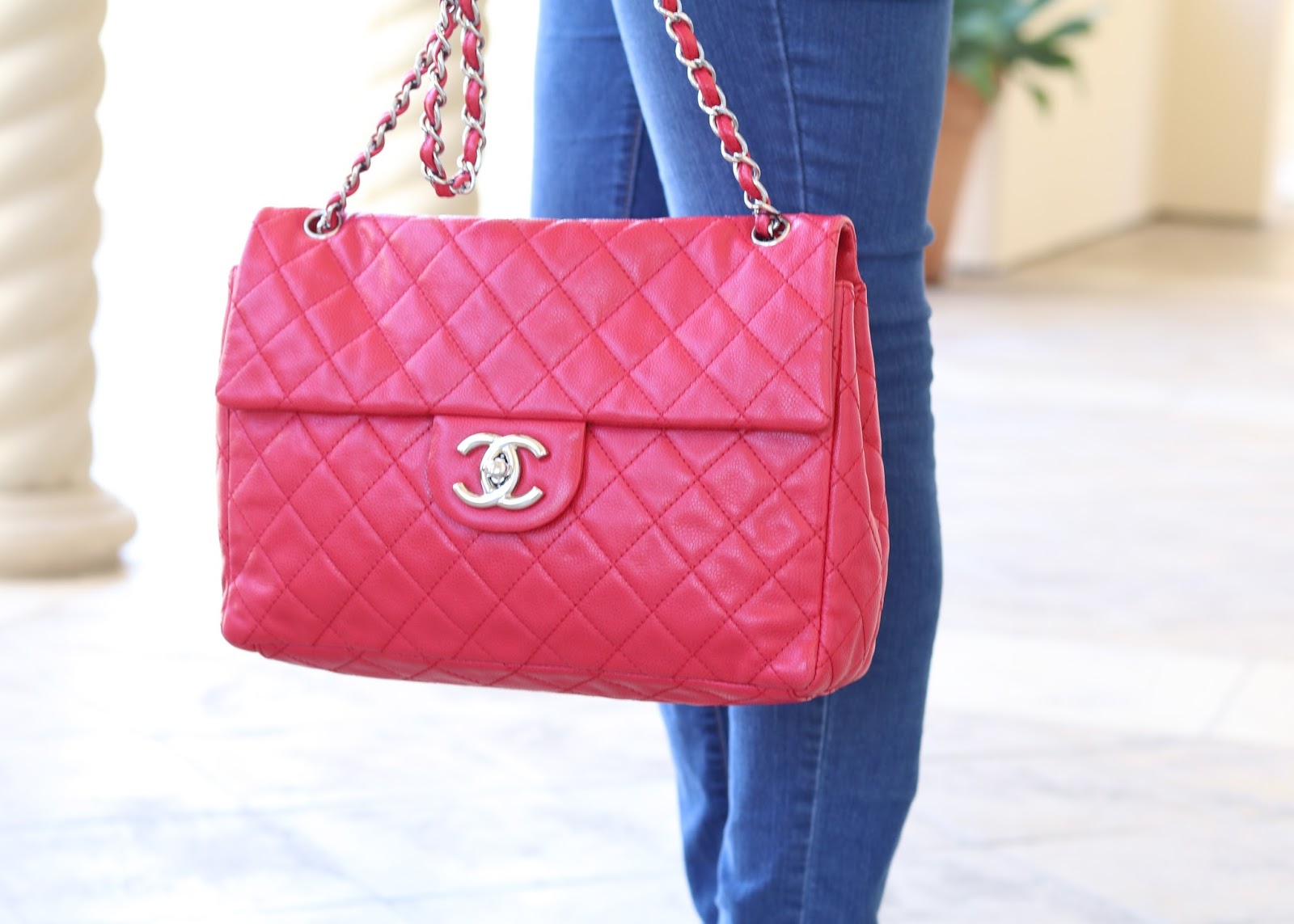 Pop of Red Chanel - Lil bits of Chic