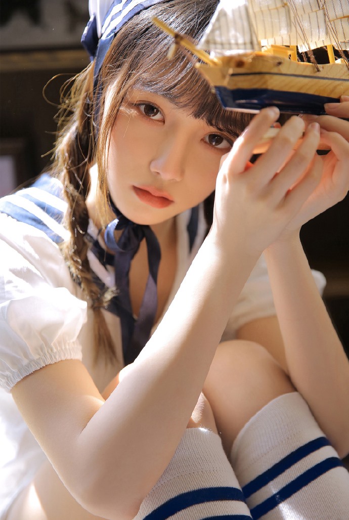 Chinese cute model - She is a beautiful sailor - Pic10
