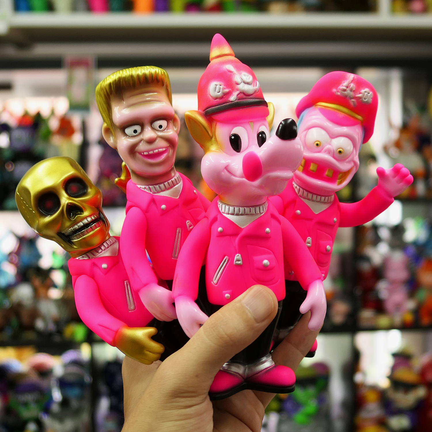 BlackBook Toy Blog: A DOPE TOY SUPPLY: Neon PUNX!!