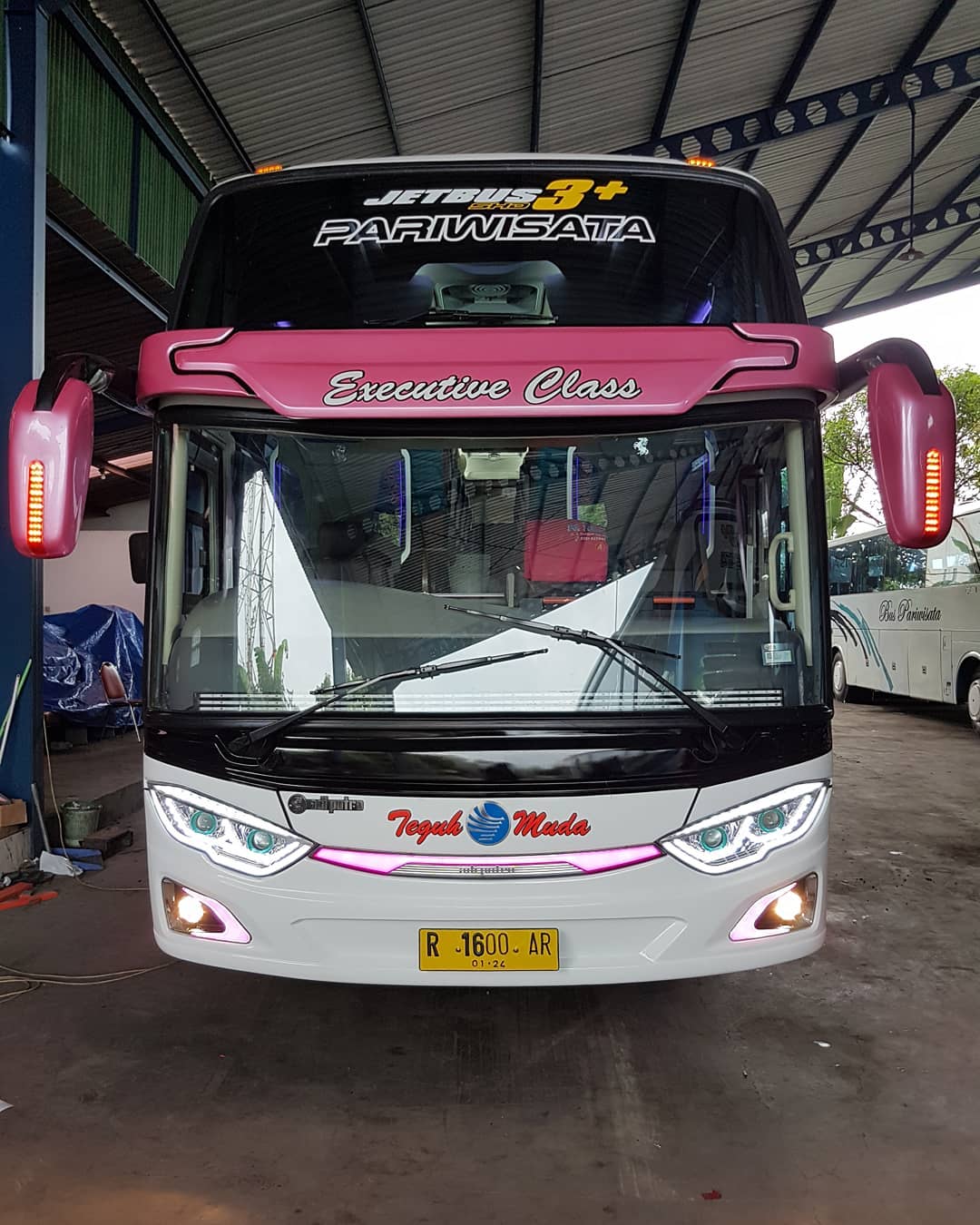 Teguh Muda: Mengantar Jejak Wisatawan di Purwokerto dan Sekitarnya