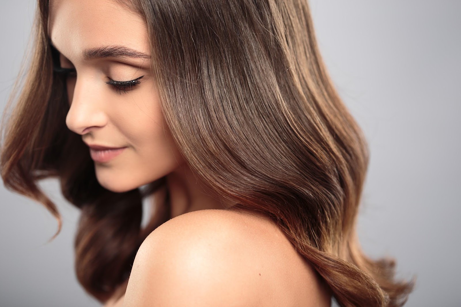 How To Layer Vitamin C Serum & Retinol Serum The Right Way?