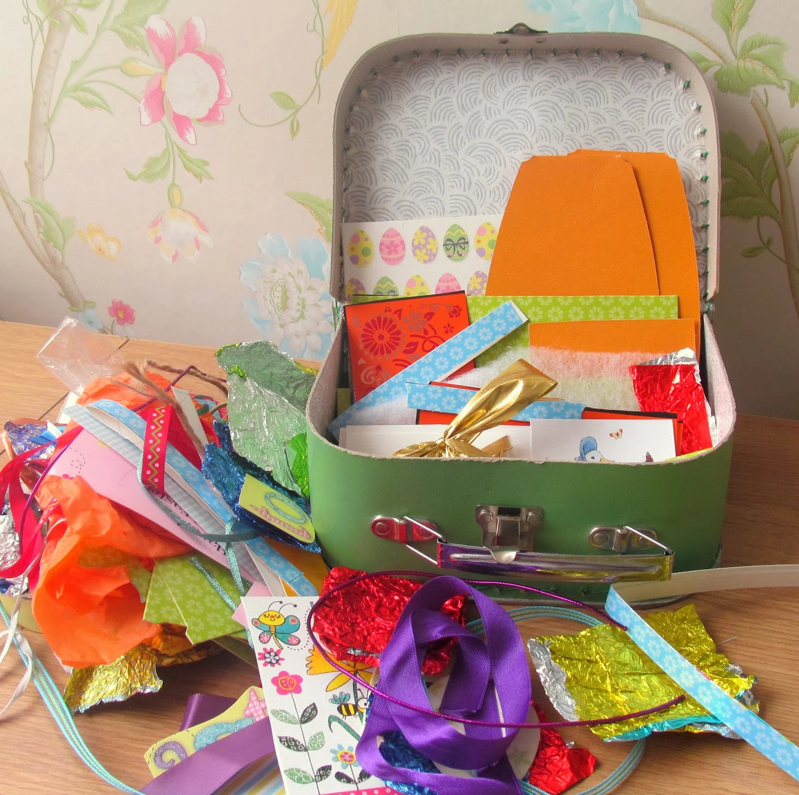 Pink Flamingo Handcrafting: Easy Upcycled Craft Ideas for Children