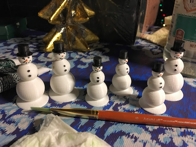 3D designed and printed snowman and snow topped trees via foobella.blogspot.com