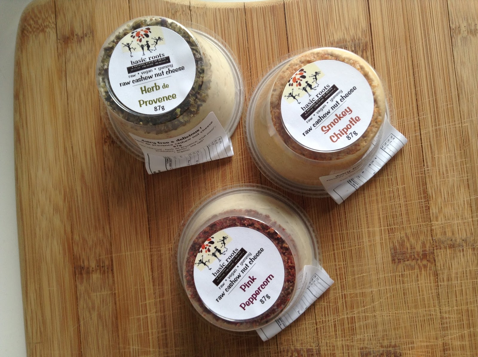 Picky Bitchez Vegan wine and cheese pairings & a giveaway!