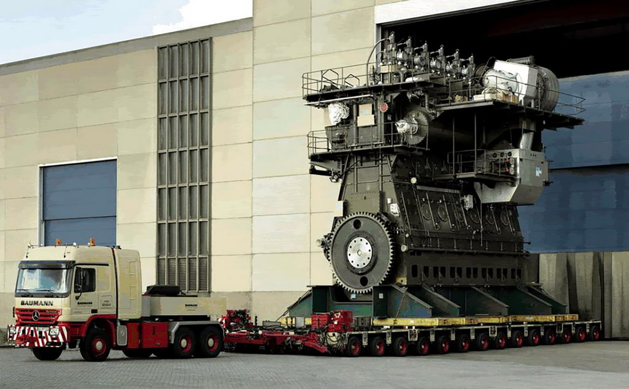 Wartsila RTflex96C The Largest and Most Powerful Engine in the World