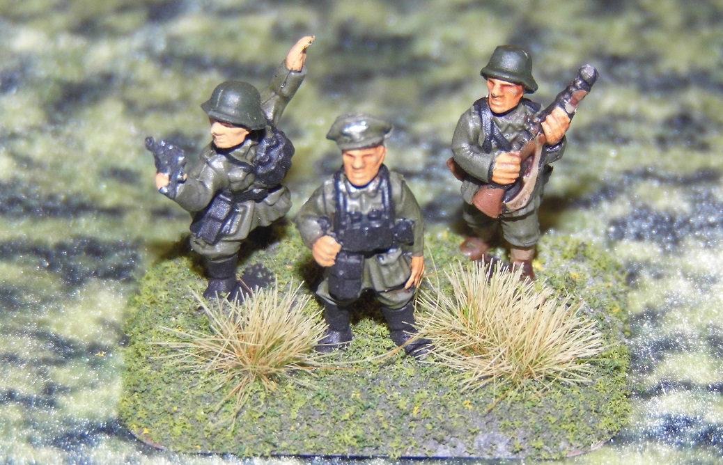 Miniature War gaming and painting Painting MidWar German Grenadier Platoon (FOW)