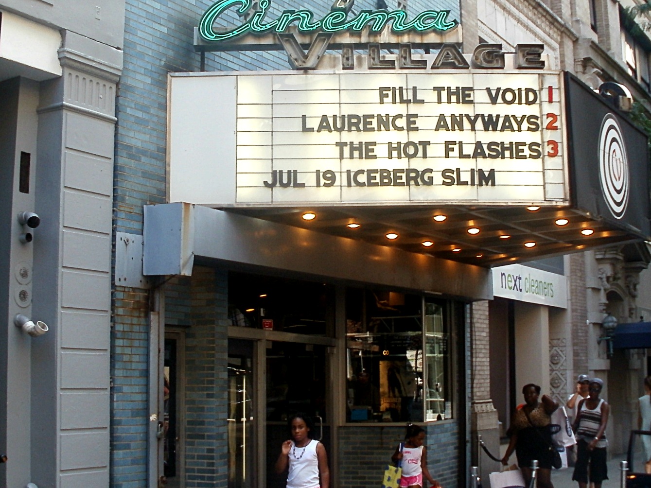 Midtown Blogger/Manhattan Valley Follies Cinema Village on East