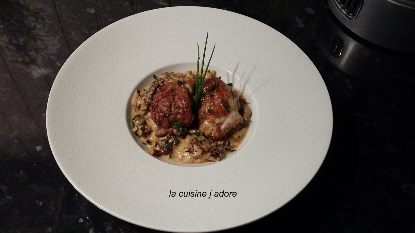 la cuisine j adore RIS DE VEAU CROUSTILLANT, MORILLES A LA CREME ( recette de l 