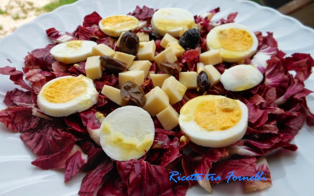 insalata di uova, scamorza e radicchio rosso