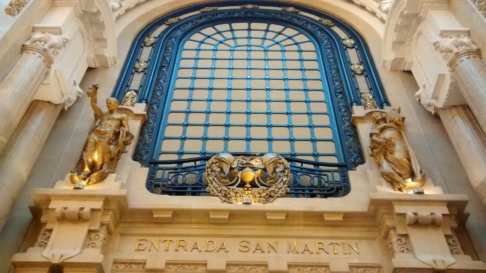 Galeria Güemes Por los cien barrios