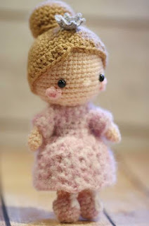 PATRON GRATIS MUÑECA AMIGURUMI 40628