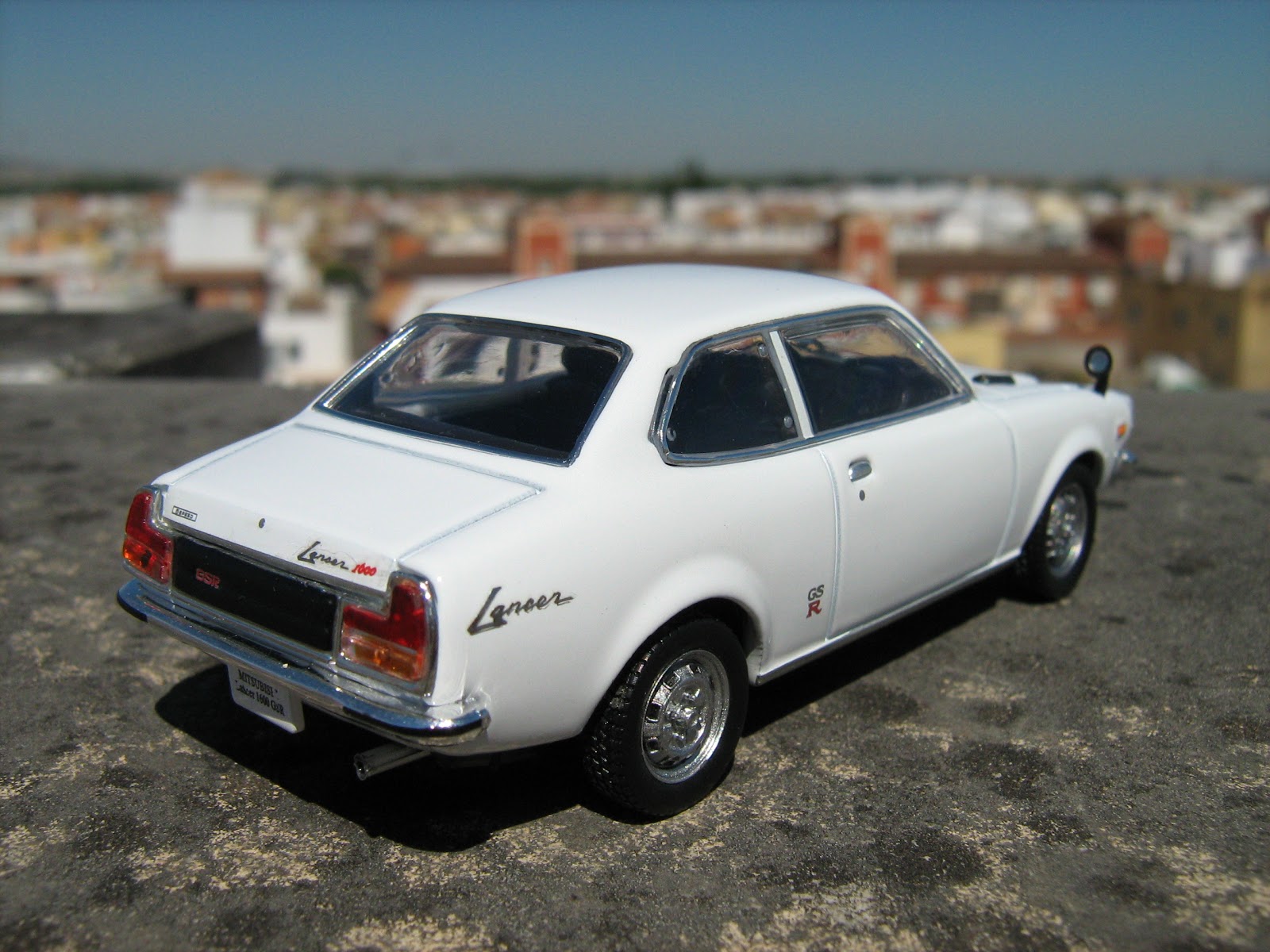 Mitsubishi lancer a70
