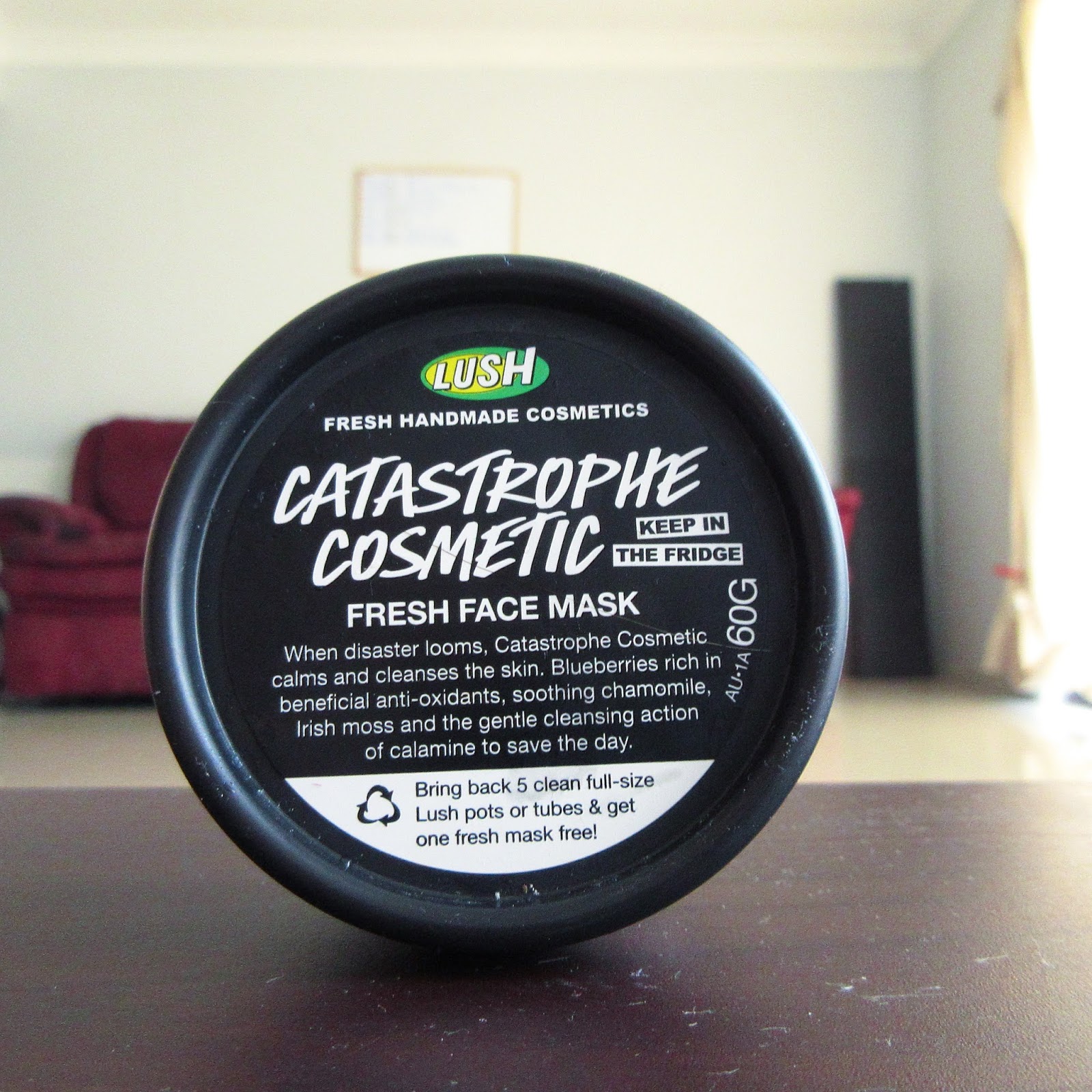 Lush Catastrophe Cosmetic Fresh Face Mask Review Neon Chipmunk