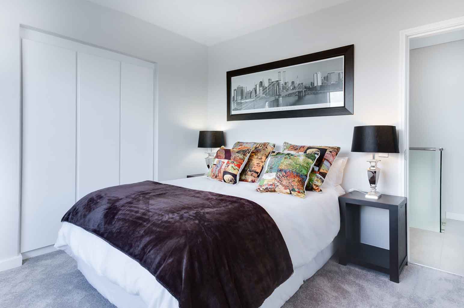 4 Quick and Easy Ways to Decorate Your Room AnnMarie John