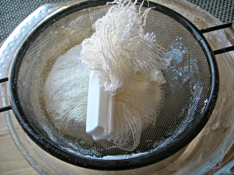 COMO HACER QUESO FRESCO SIN CUAJO... y suero de leche, dos recetas en una.