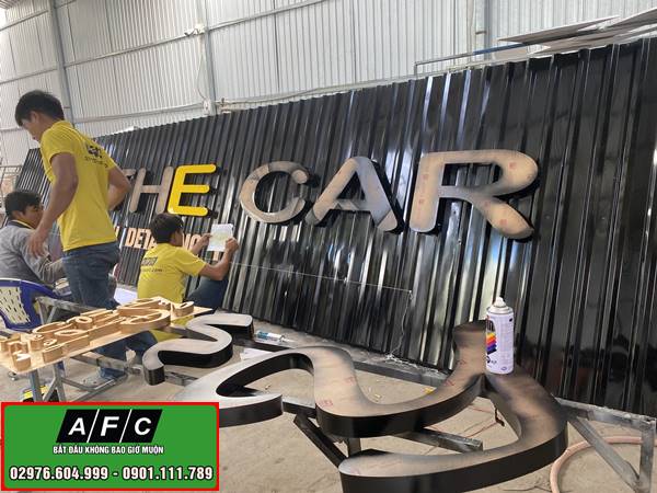 Thi công biển quảng cáo nền tôn múi tại Phú Quốc