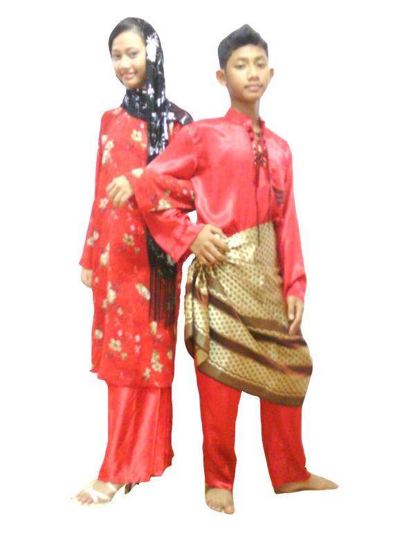 English Corner: Traditional costumes