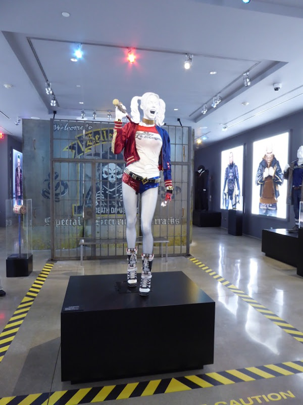 Hollywood Movie Costumes and Props Margot Robbie's Harley Quinn