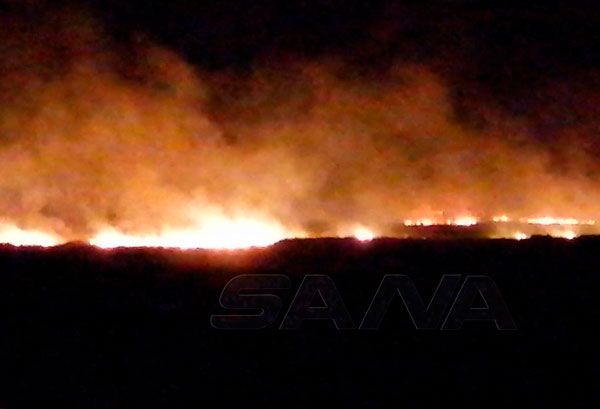 فيديو--إخماد-حريق-كبير-على-الحدود-السورية-الأردنية-جنوب-محافظة-السويداء.