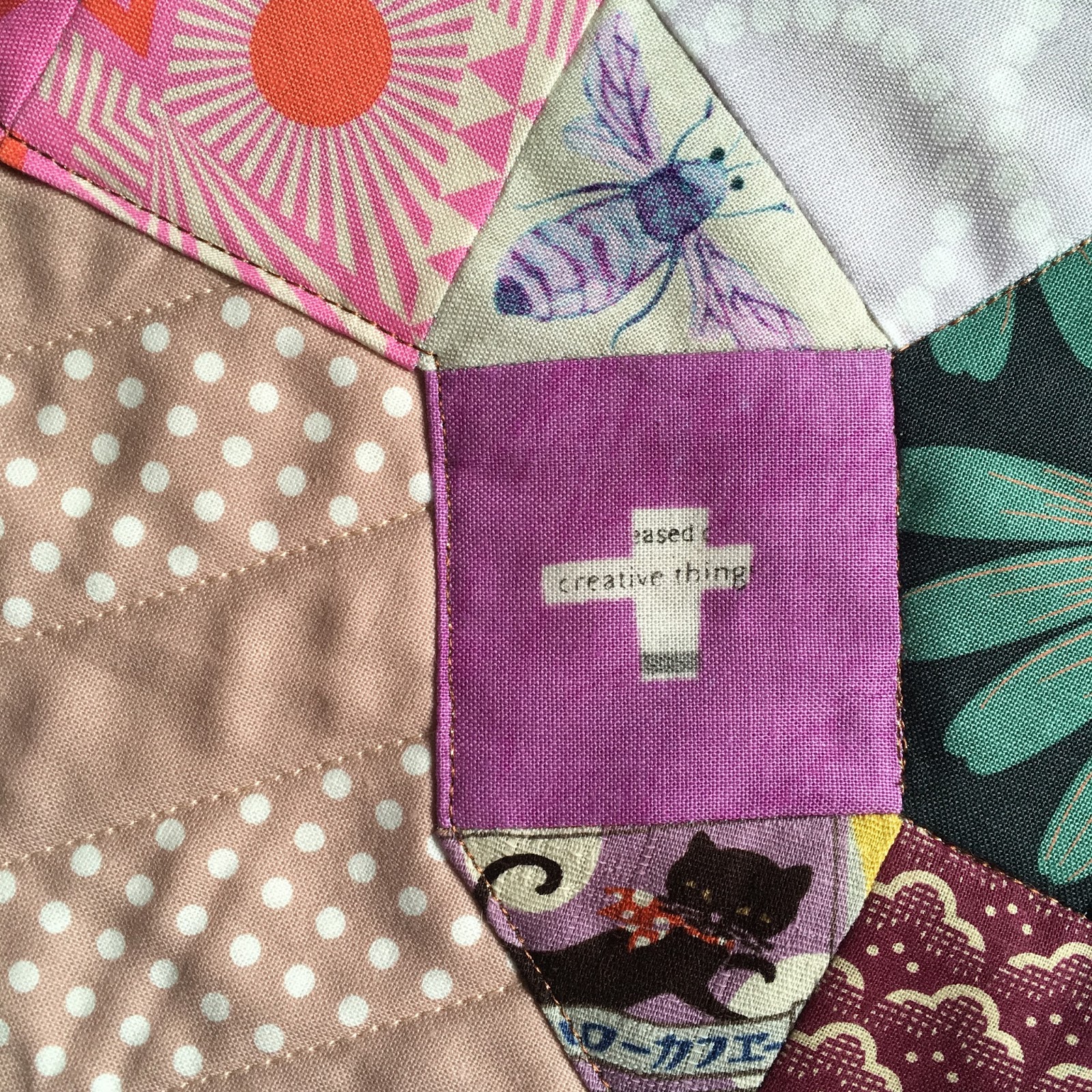 Fussy Cutters Club We Are All Connected mini quilt / CHARM ABOUT YOU