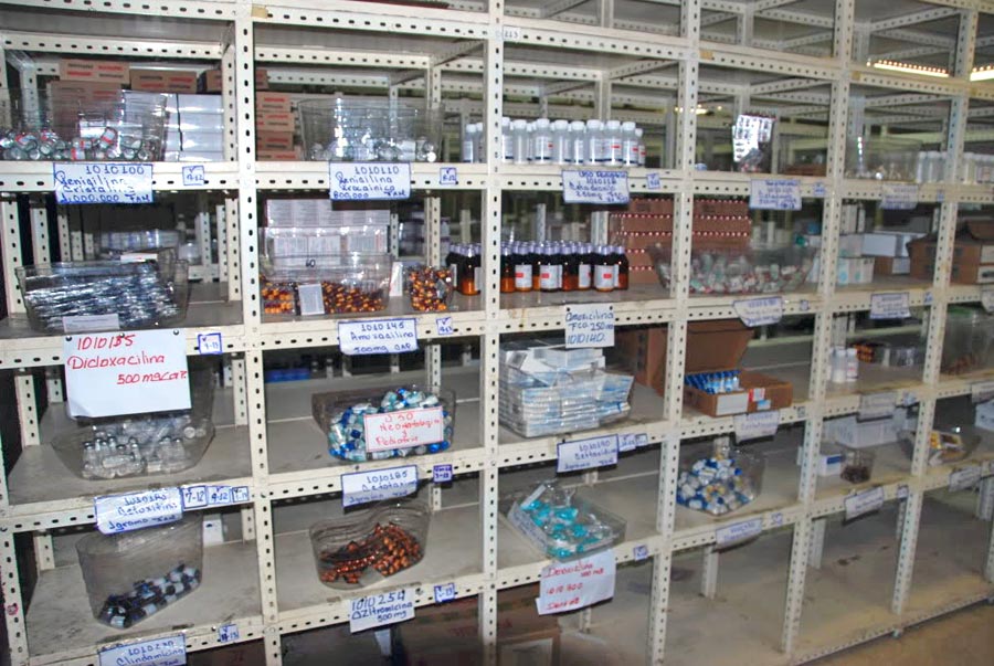 Spatial arrangement of storage of medicines. Warehouse and Logistic