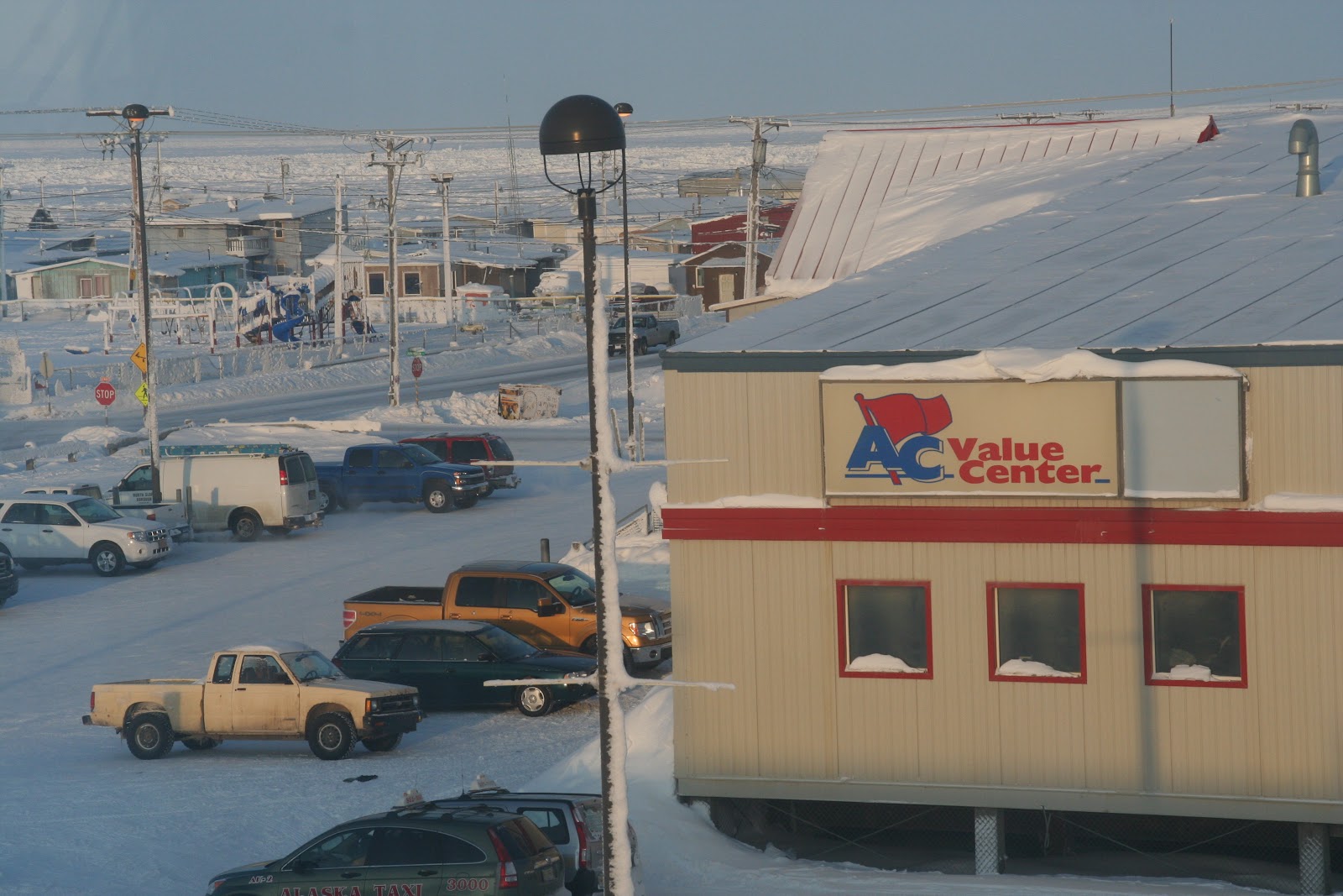Shepson Lab BROMEX Adventures! Town of Barrow, Alaska