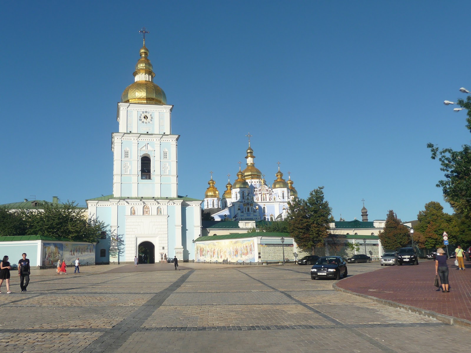михайловская площадь в киеве