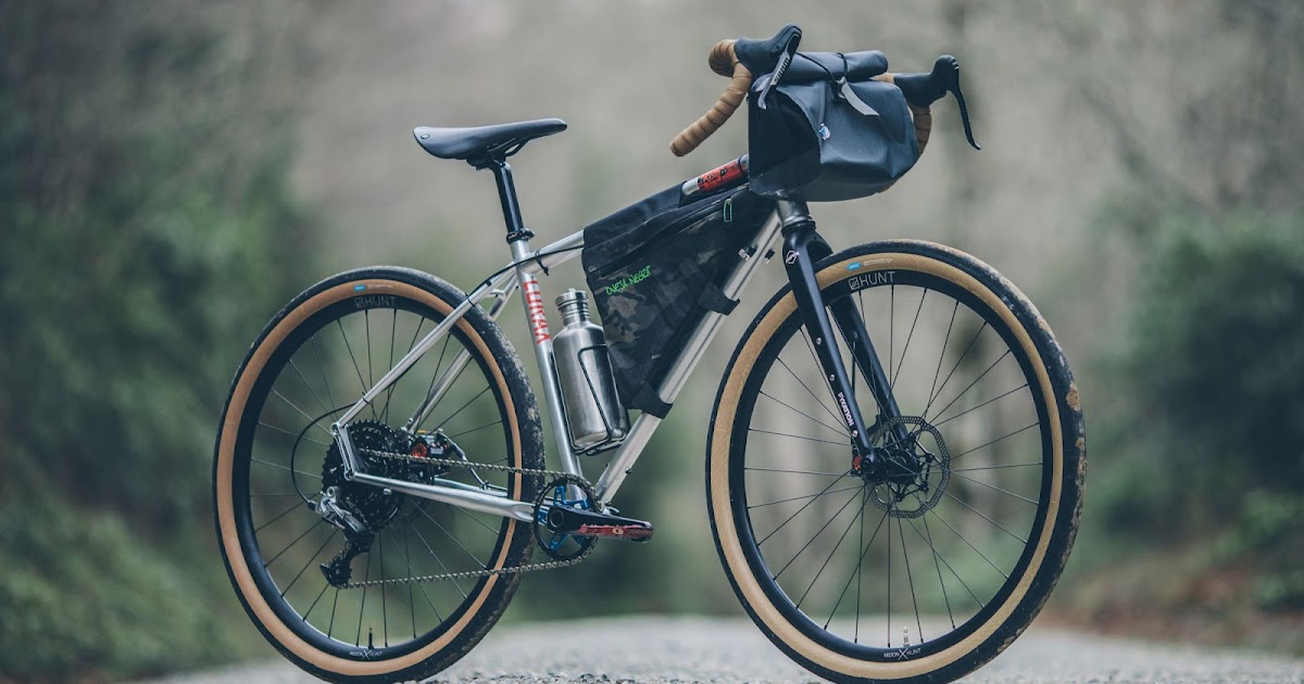 What Is The Difference Between A Road Bike And Gravel Bike?