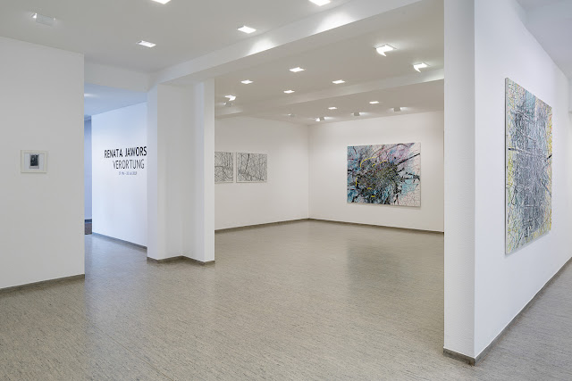 Ausstellung von Renata Jaworska in der Städtischen Galerie Villingen-Schwenningen. Die Künstlerin zeigt ihre neuen Arbeiten auf Leinwand und Papierarbeiten.