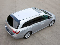 odyssey honda japanese test wallpapers road spec vs minivan touring sienna toyota sedona kia rear pricing start officially quarter widescreen