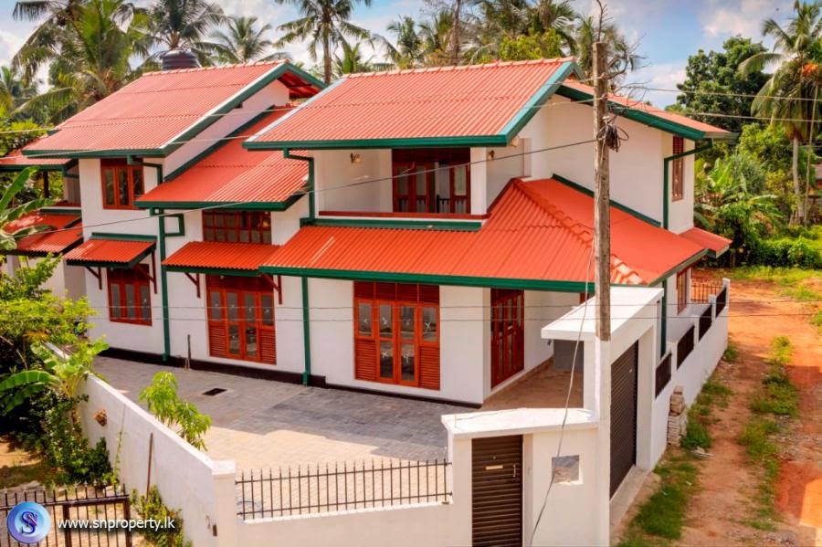 Properties in Sri Lanka (3519) Brand New 2 Storid House for Sale Kottawa