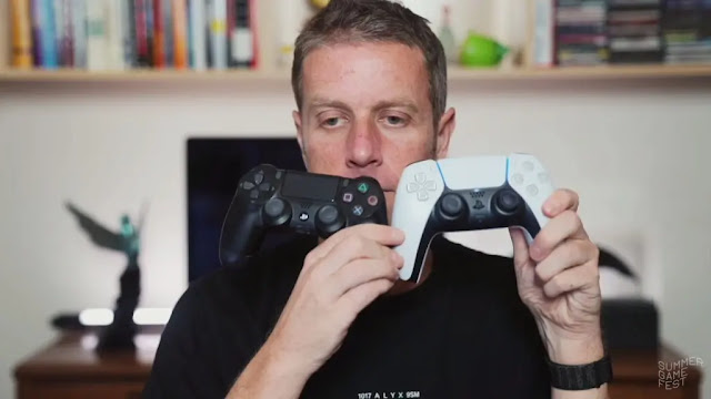 نظرة بالصور عن شكل يد تحكم DualSense لجهاز PS5 بالمقارنة مع يد PS4 و تفاصيل أكثر عن الوزن و المزيد